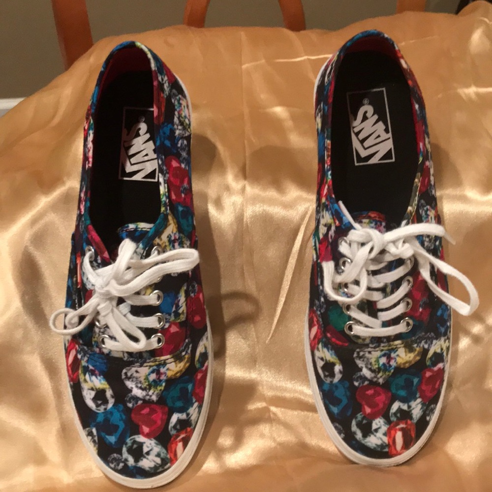 Vans, jewel!